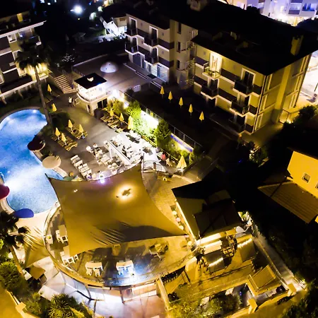 فندق Mersoy Bellavista (adults Only) إتْشميلير